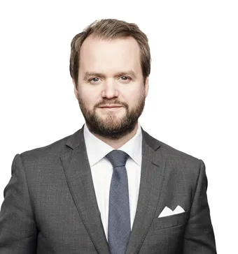 tomas_henriks_portratt (närbild)